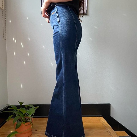 Vintage 90s Body Hugging Denim Flared Blue Jeans 🔥 - Picture 1 of 8